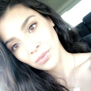 Meet your Posher, Reyna